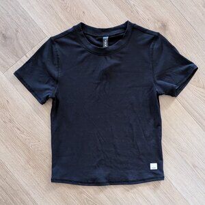 Vuori Pose Fitted Tee - Small